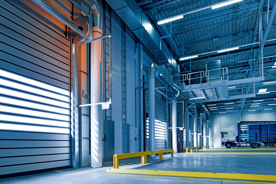 4 Essential Factors To Consider When Choosing Warehouse Units