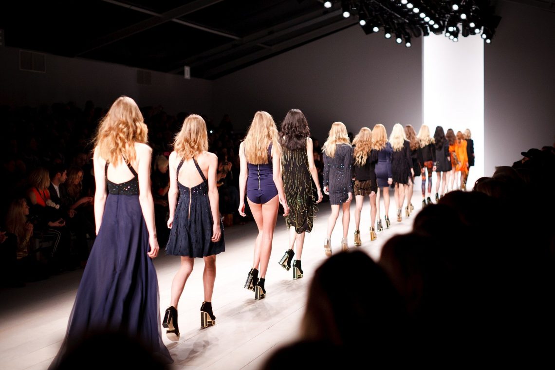 Taking The Catwalk Lessons To Build Your Modeling Career