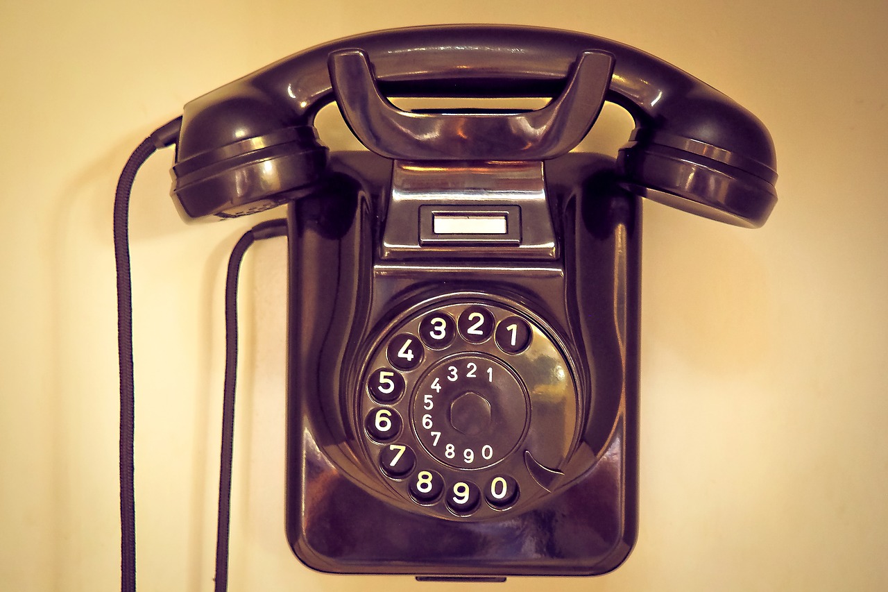 phone-2863663_1280