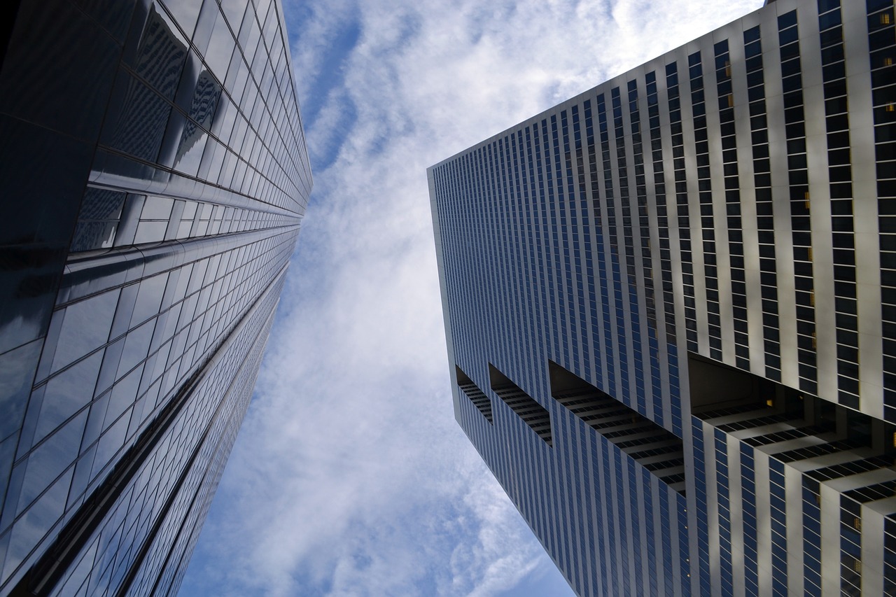 skyline-district-3302126_1280