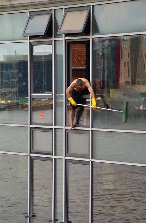 Factors To Consider When Choosing Sydney Window Cleaners