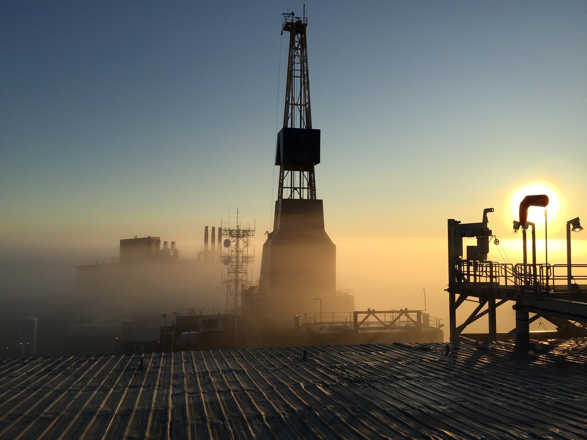 rig-1061339_1920