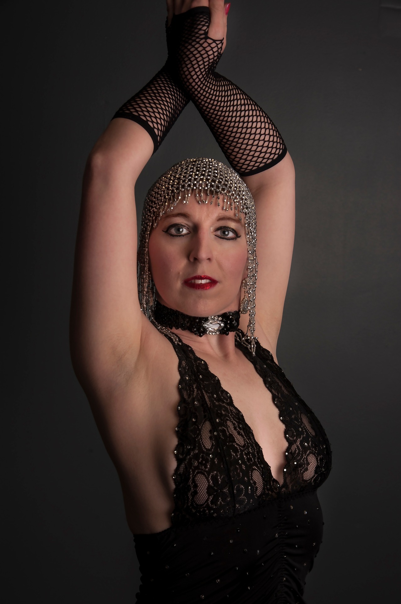 burlesque-3475913_1920