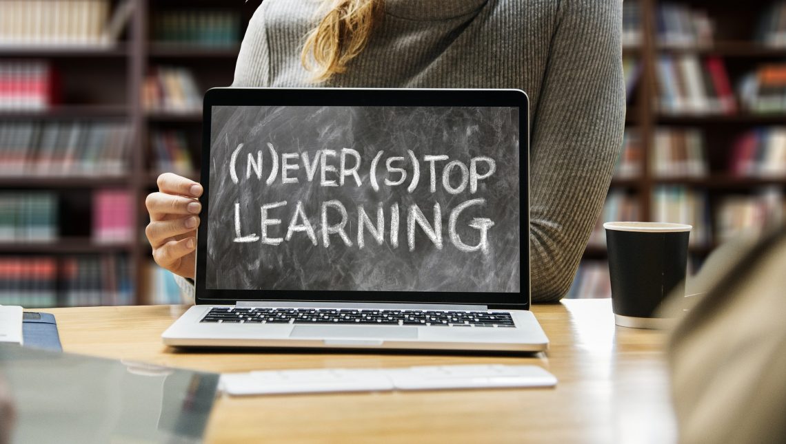 Why Do People Choose Online Learning Over Conventional Learning?