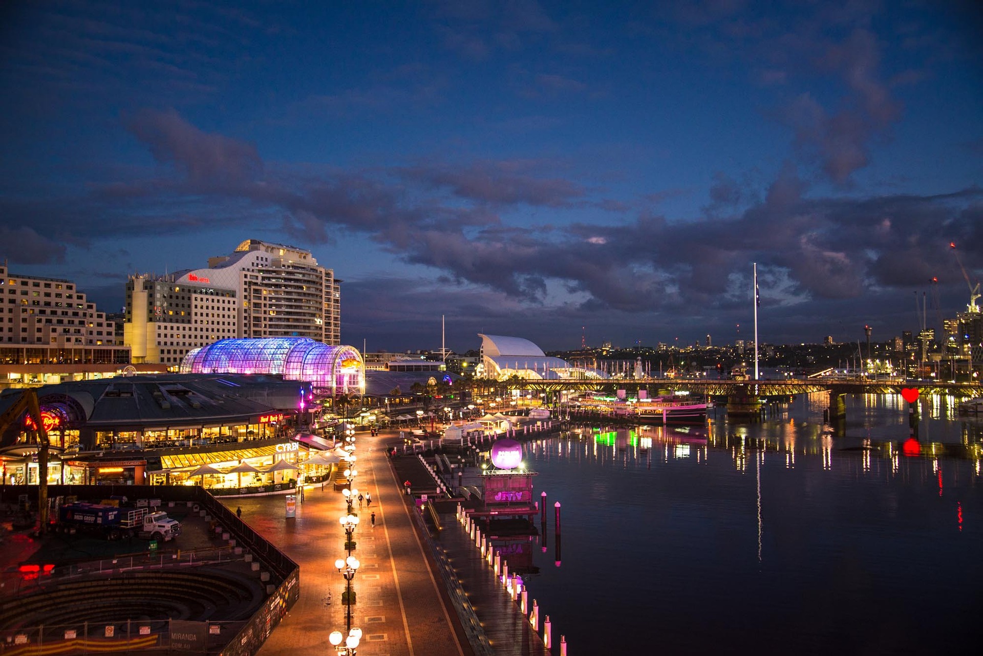 How To Find The Best Restaurant Darling Harbour? - Strong Word