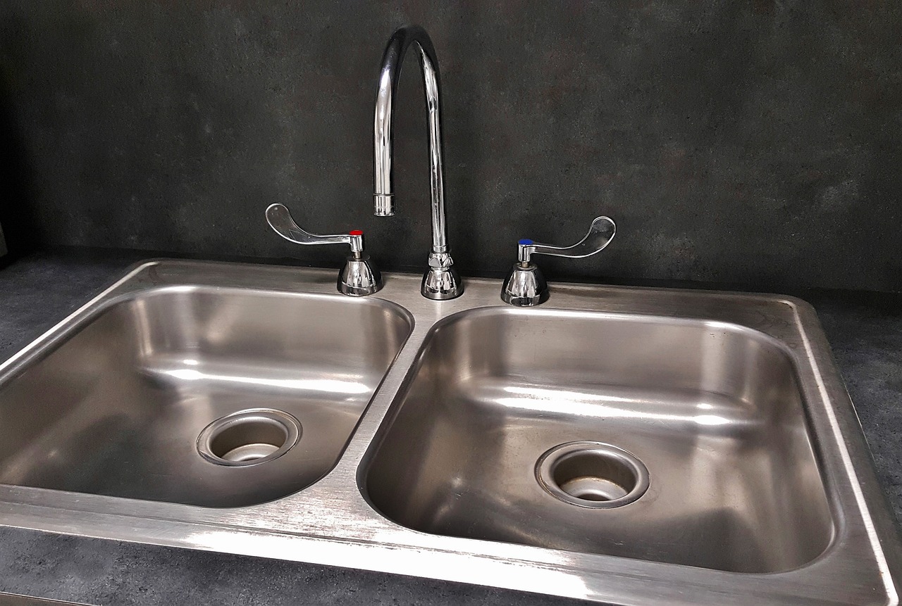 Factors to Consider When Buying Kitchen Sinks